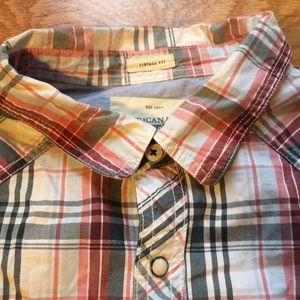 American Eagle Outfitters Shirts - NWOT American Eagle Vintage Fit plaid button down American Eagle Outfitters Shirts - NWOT American Eagle Vintage Fit plaid button down